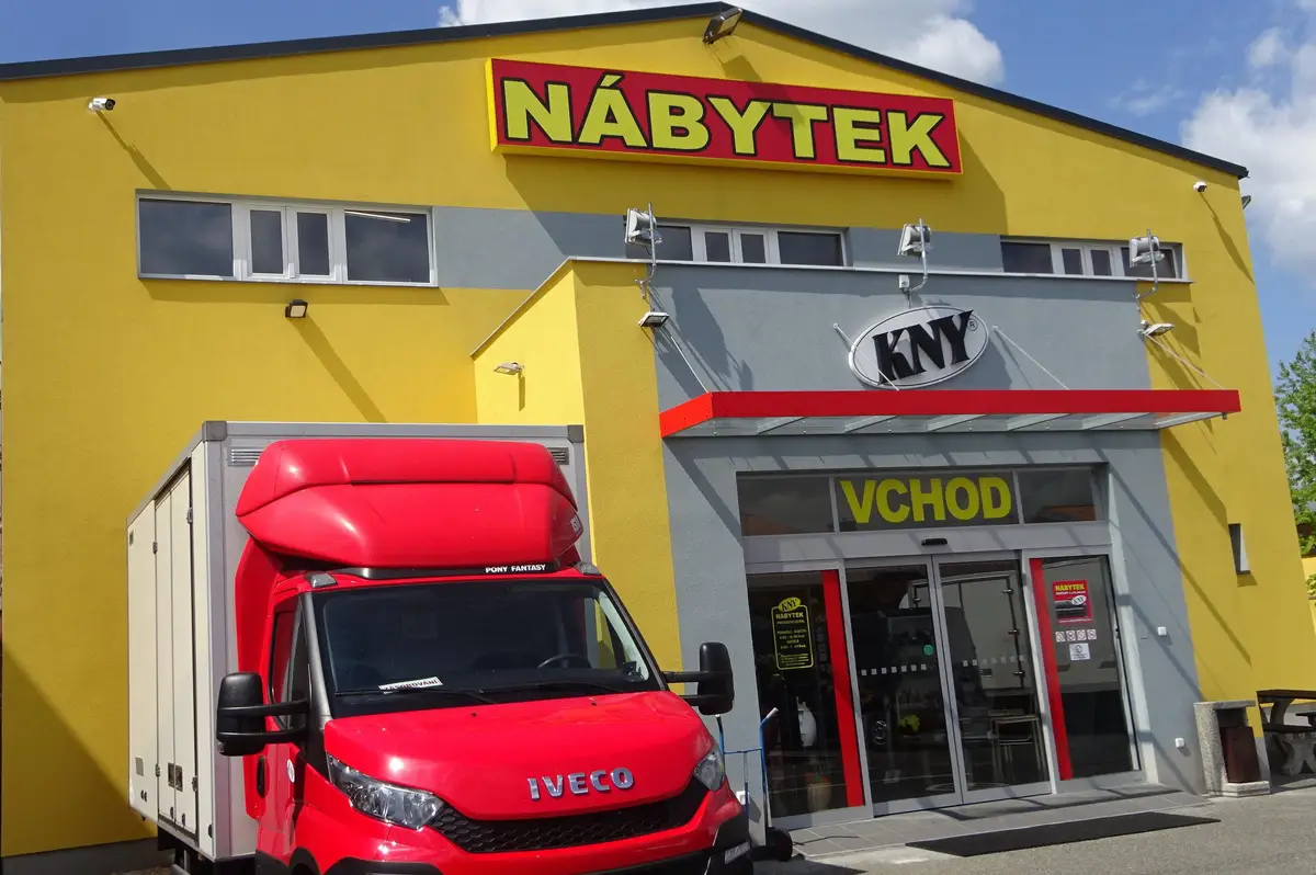 LEVNÝ NÁBYTEK KNY